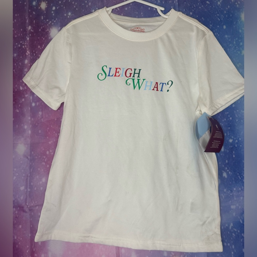 New kids sleigh what wondershop pajama shirt 🛍